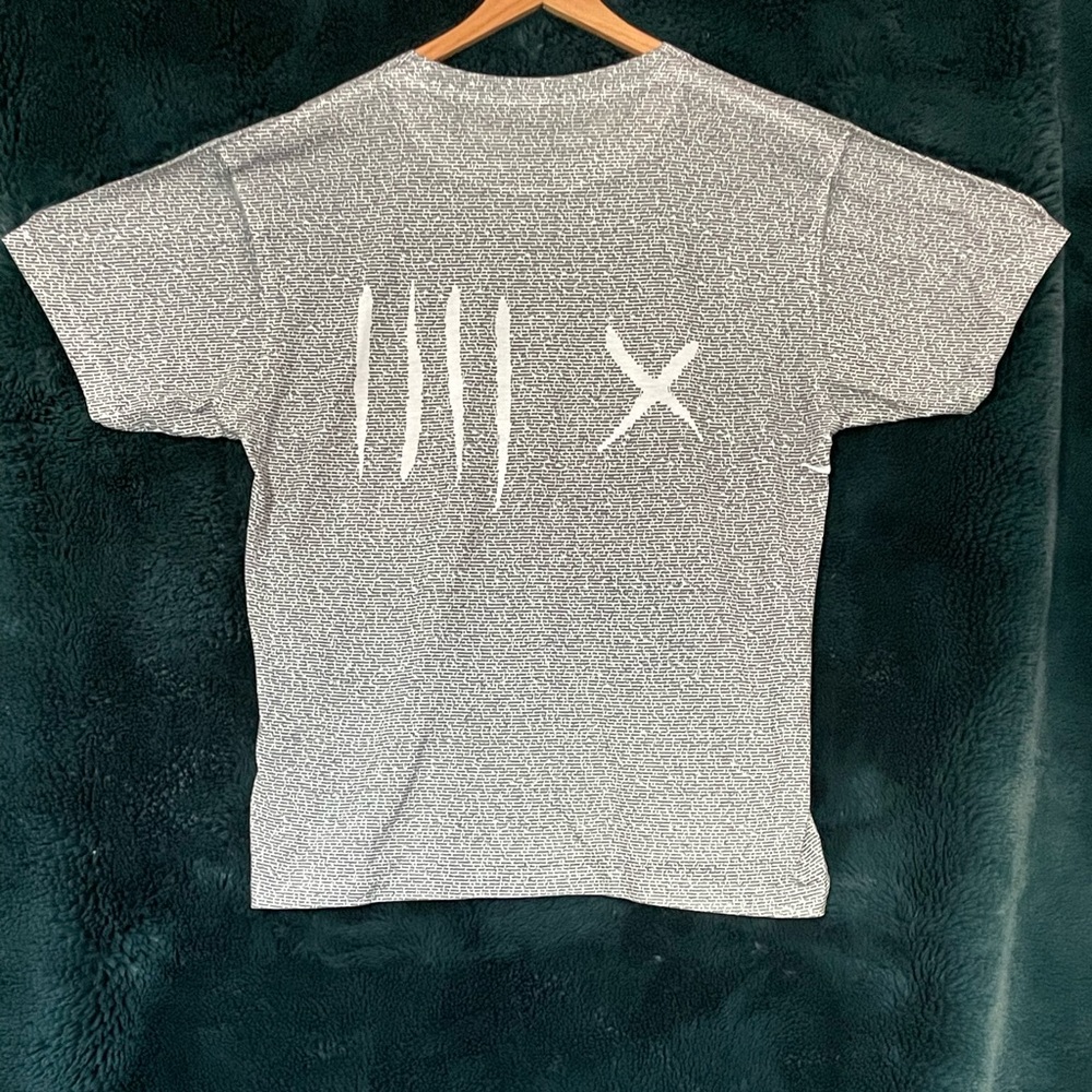 XL Unisex White and Black T-Shirt | The Count of Monte Cristo